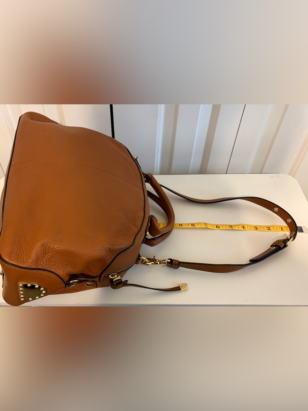 BADGLEY MISCHKA, Tan Leather Top-Handle Bag with Shoulder Strap - Picture 9 of 9